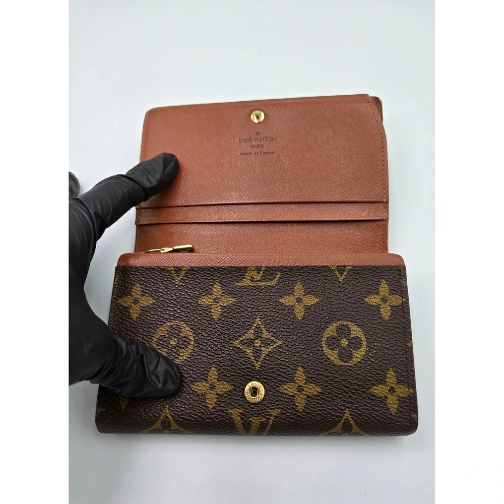 Louis Vuitton‎ Monogram Canvas Small Wallet Snap Closure Authentic